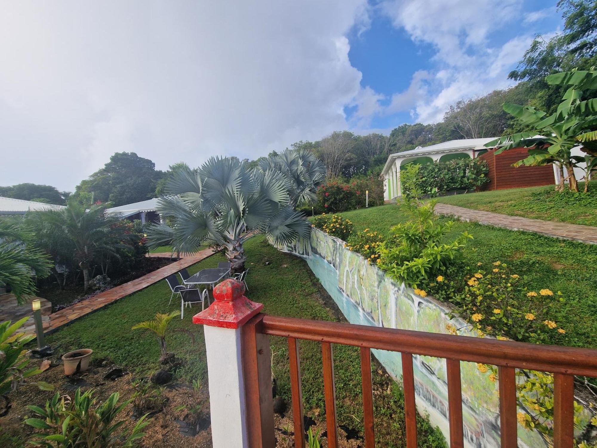 Les Villas De Boisvin Le Moule Exterior photo