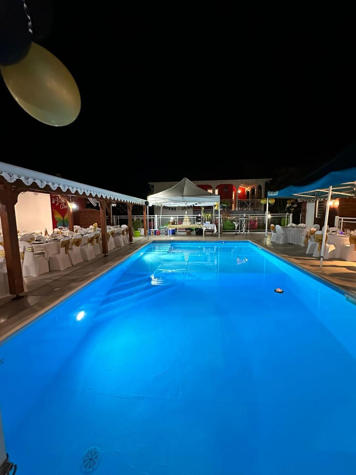 Les Villas De Boisvin Le Moule Exterior photo